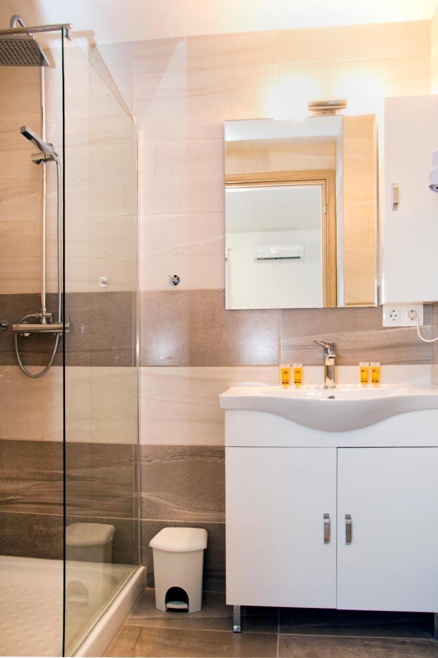 Gennadi Gardens Exclusive Apartments Kültér fotó